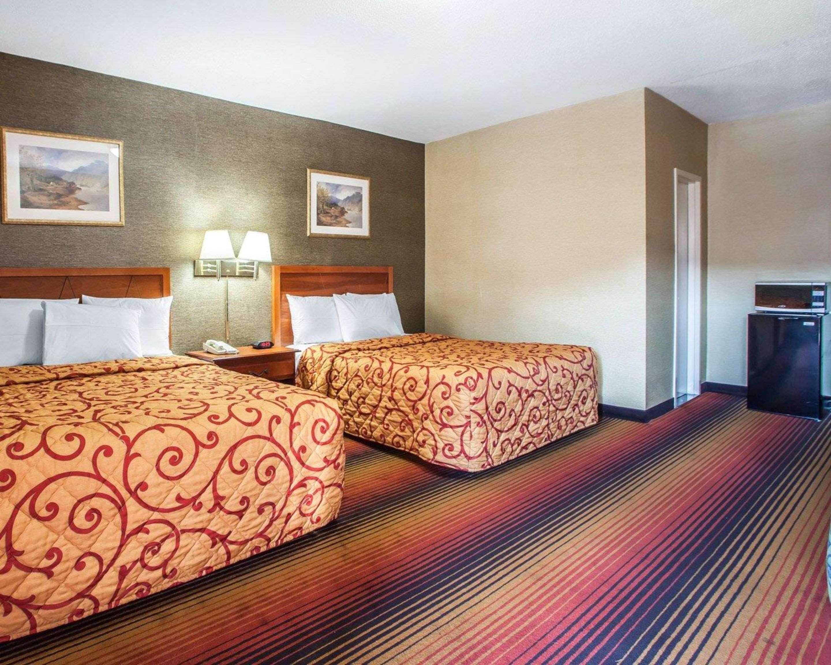 Rodeway Inn Jersey City Dış mekan fotoğraf