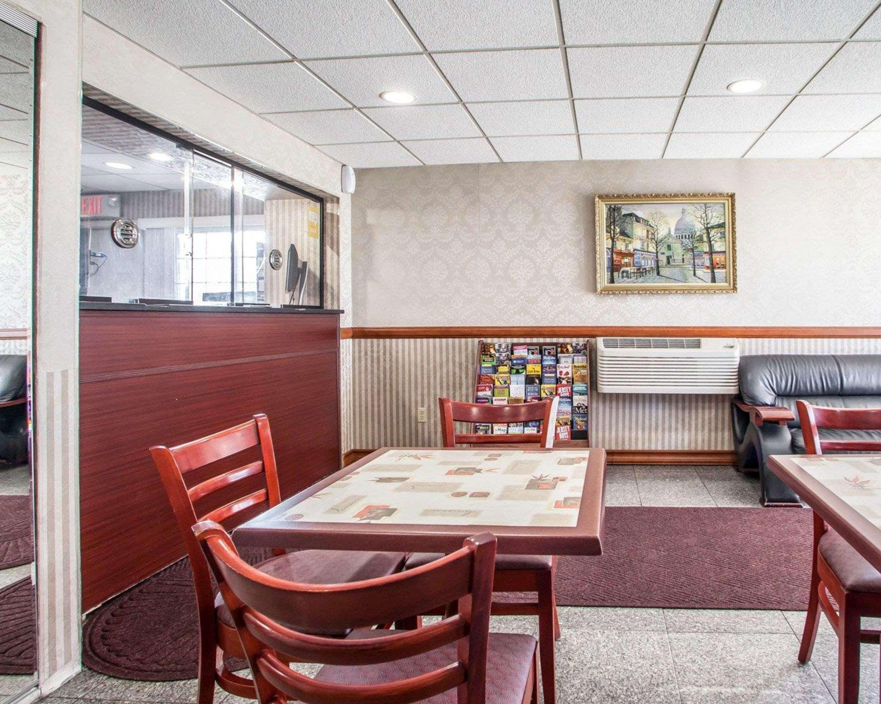 Rodeway Inn Jersey City Dış mekan fotoğraf